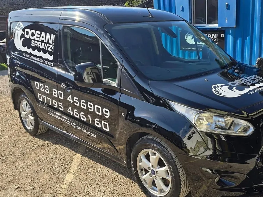 Ocean Sprayz: Precision Vehicle Body Repairs in Netley